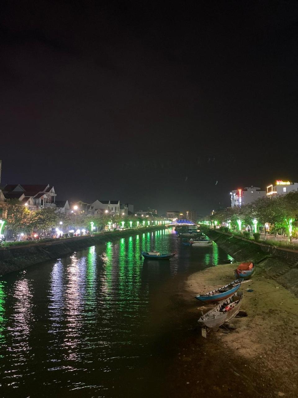 Aumori Hostel Ðồng Hới Luaran gambar